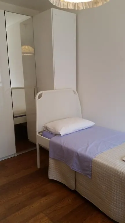Casa Granata Guest House Pieve Emanuele Italy